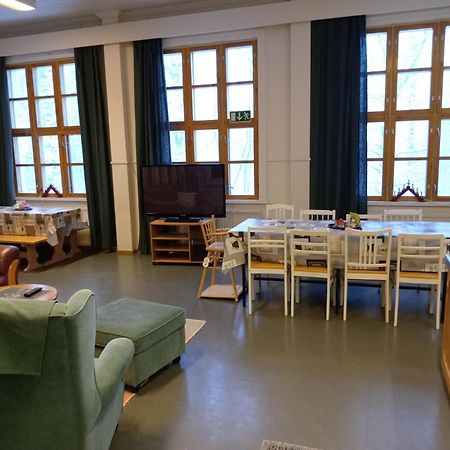 Koveron Majatalo Buitenkant foto