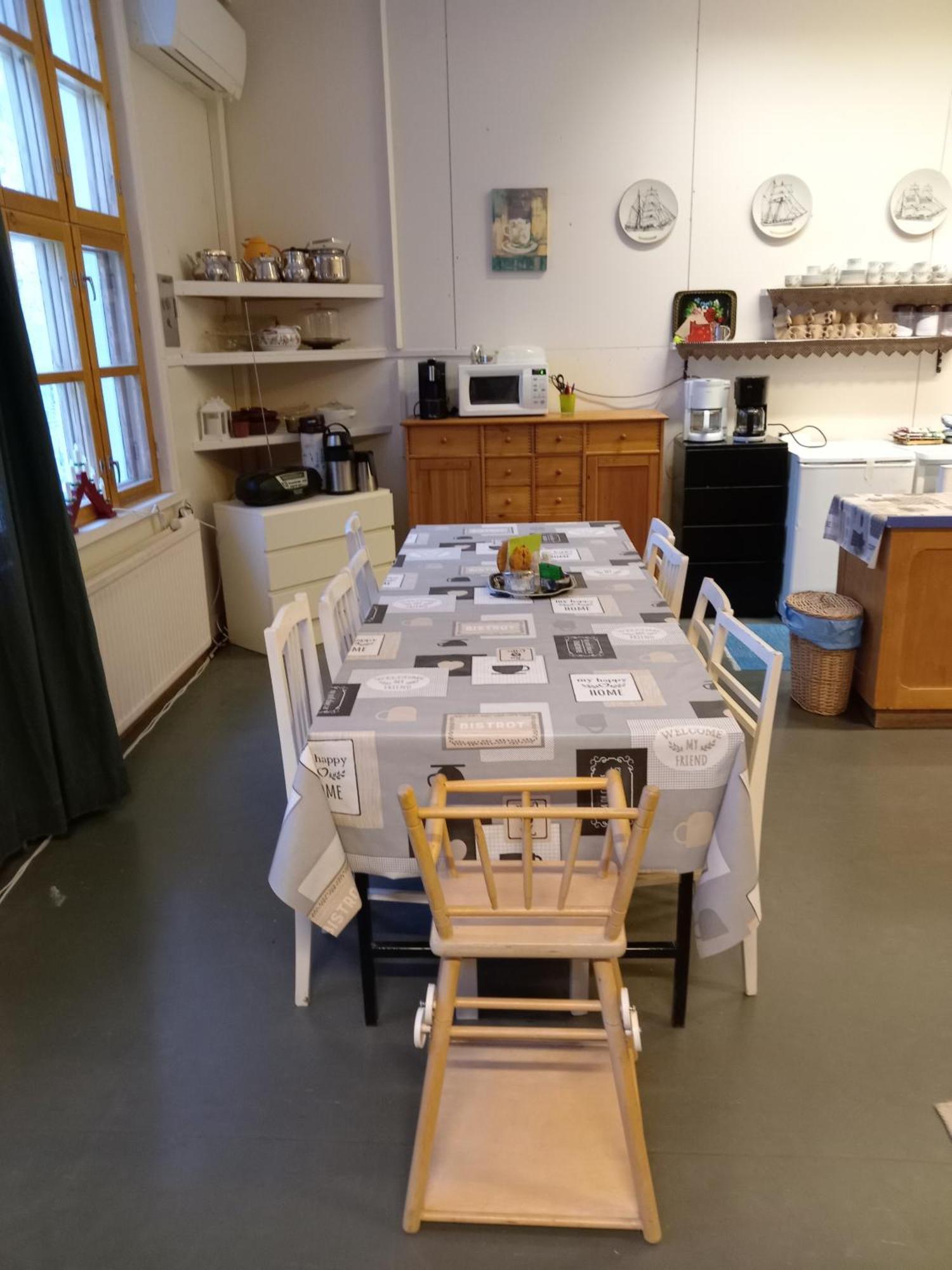 Koveron Majatalo Buitenkant foto