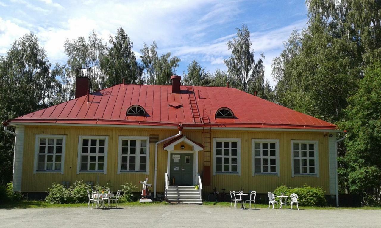 Koveron Majatalo Buitenkant foto